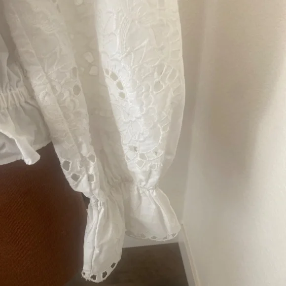 Anthropologie white cotton blouse with eyelet sleeves - Picture 2 of 3